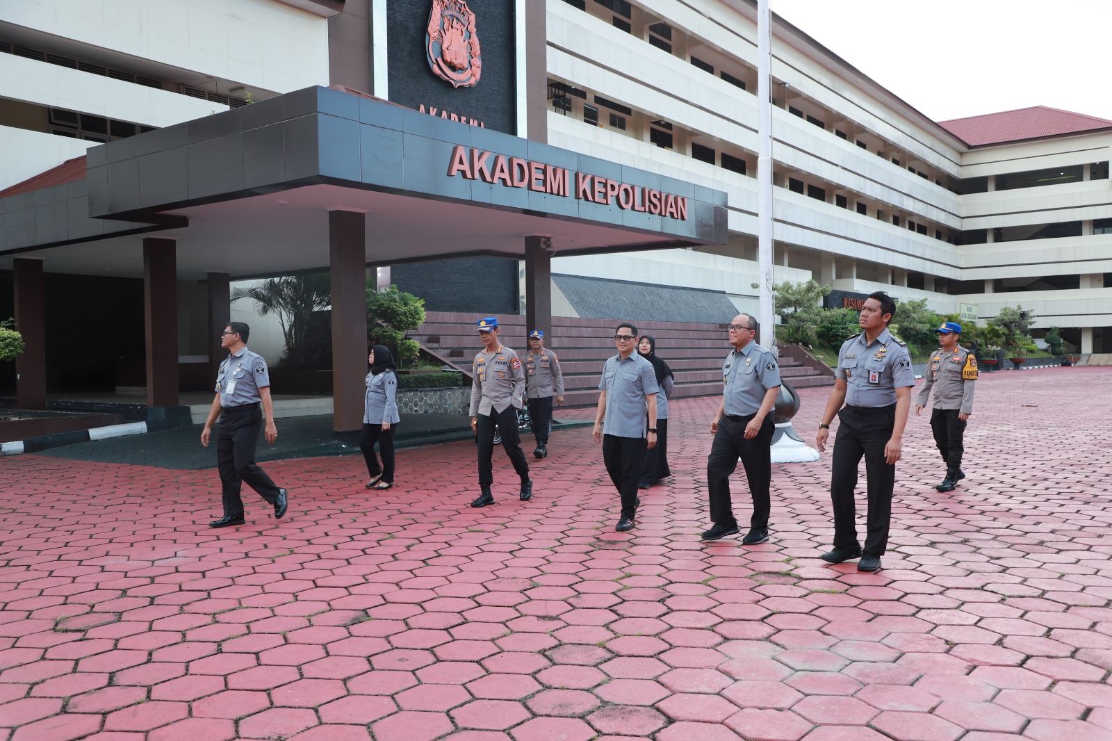 WhatsApp Image 2025 11 18 at 22.15.45 6