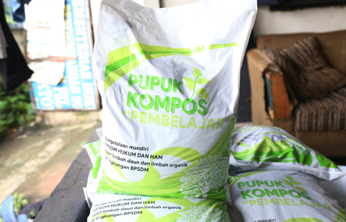 RUMAH KOMPOS