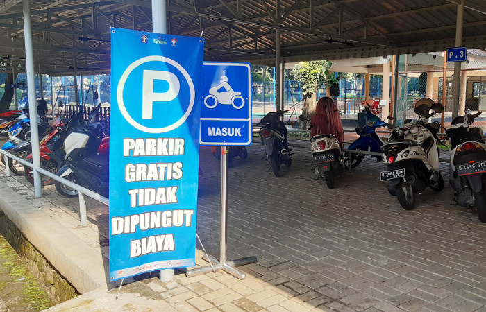 AREA PARKIR