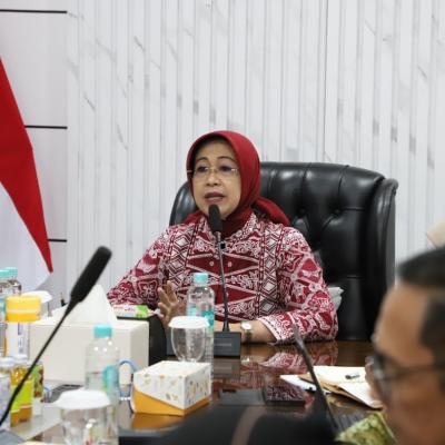 RAPAT PEMBAHASAN POLTEKPIN