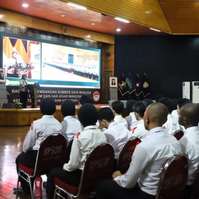 Pengarahan Ka Bpsdm Kepada Calon Taruna 6
