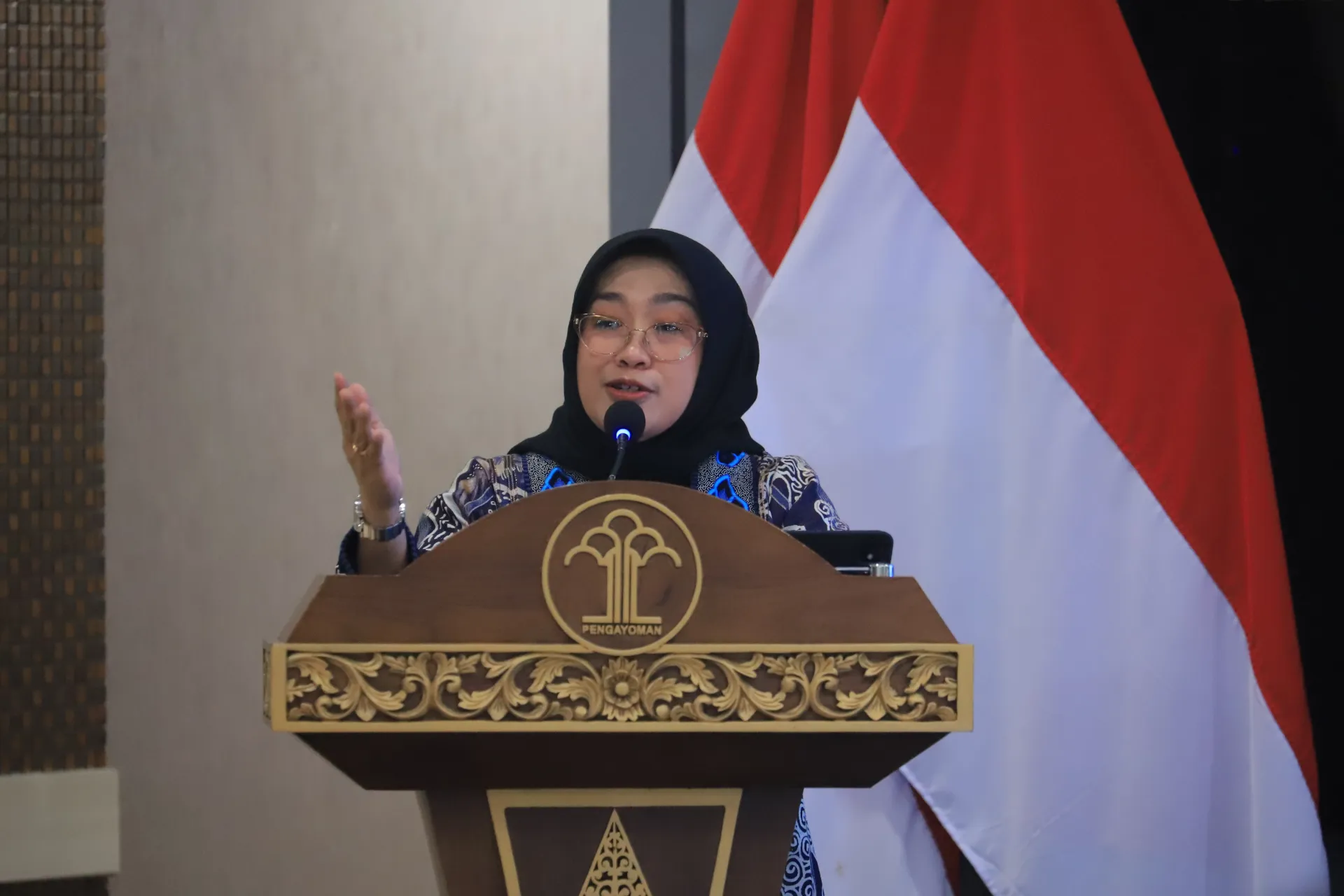 Pelatihan Kepemimpinan Administrator Angkatan 76