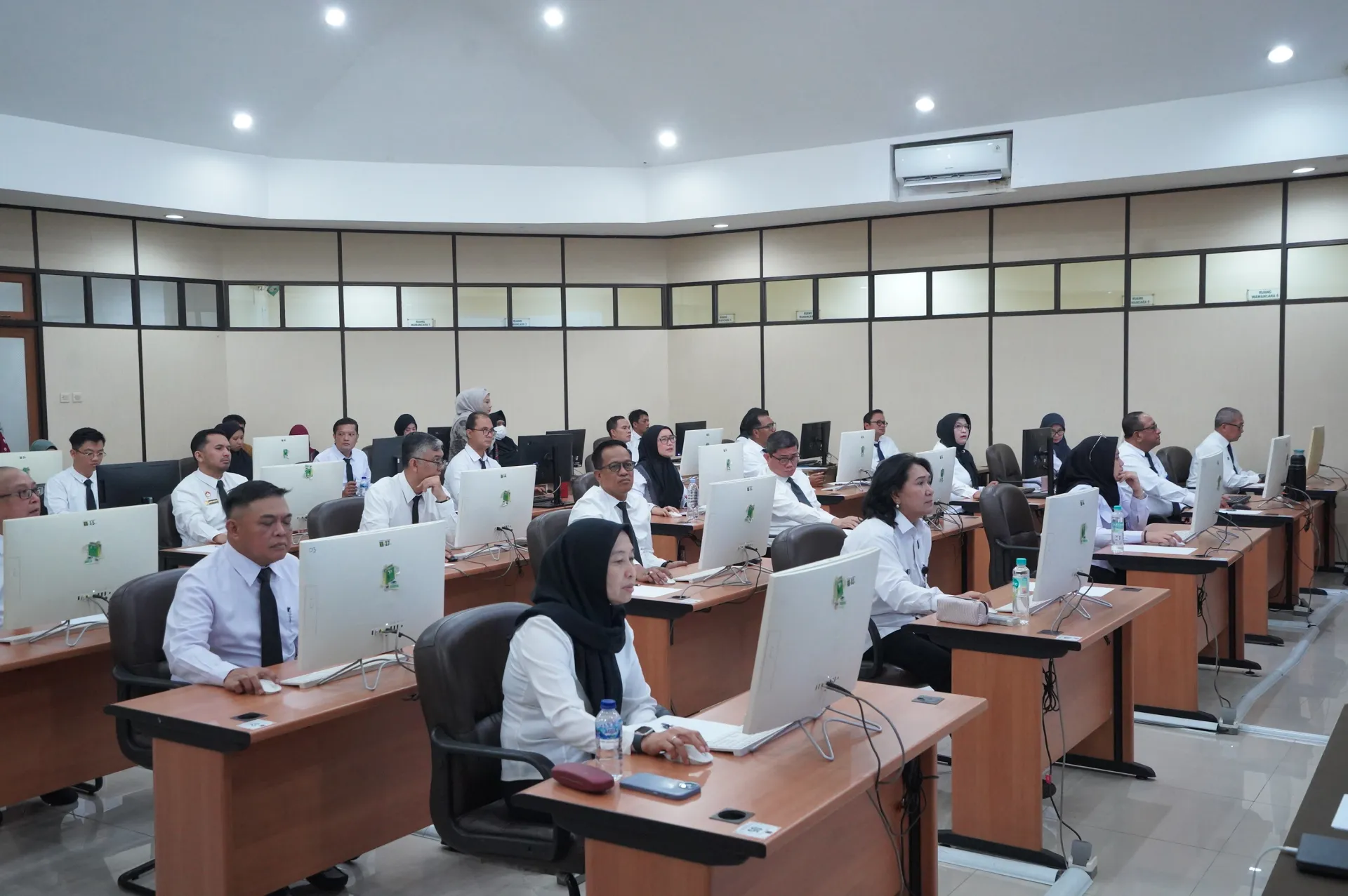 Penilaian Kompetensi Manajerial dan Sosial Kultural dengan Mekanisme PNBP
