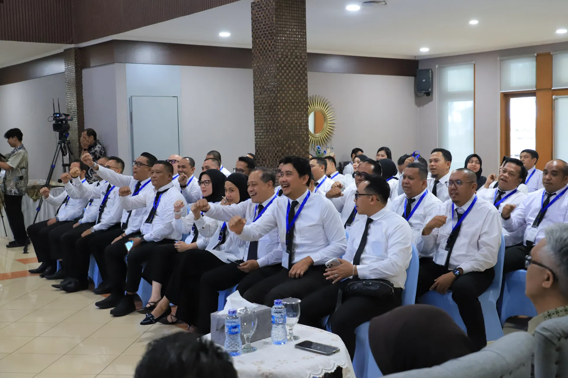Pelatihan Kepemimpinan Administrator Angkatan 76
