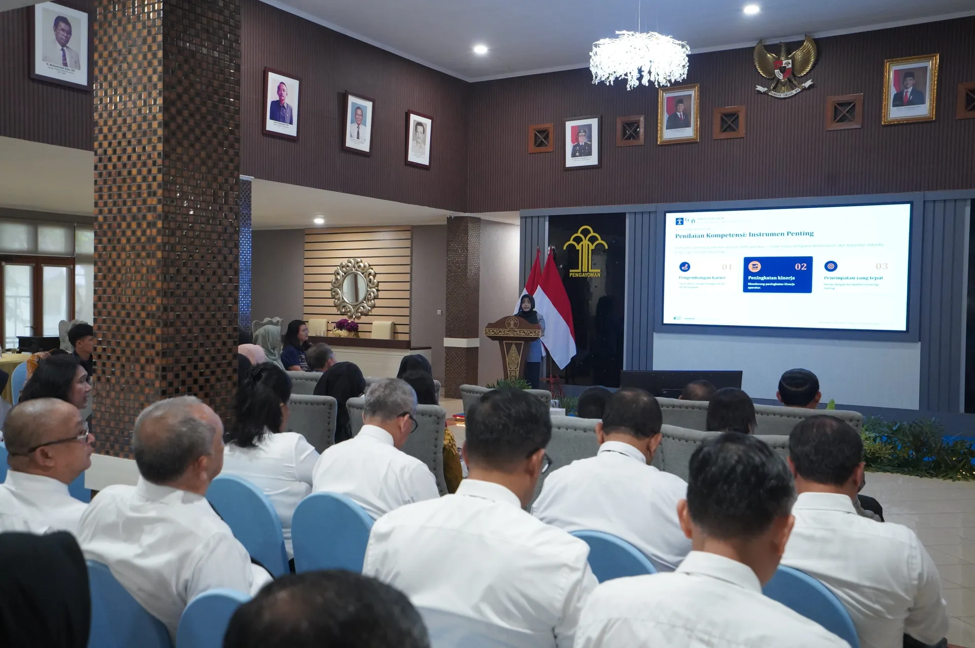 Penilaian Kompetensi Manajerial dan Sosial Kultural dengan Mekanisme PNBP