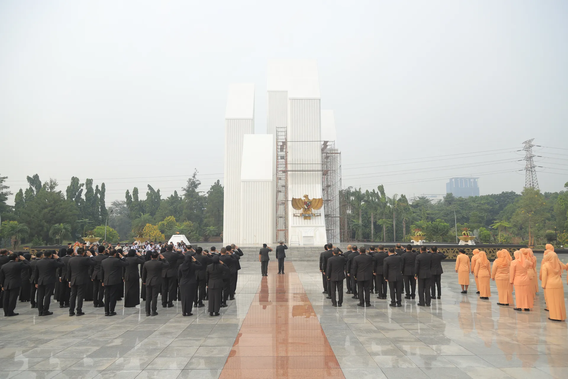 Tabur Bunga Hari Pengayoman ke-81: Mengenang Jasa Pahlawan, Meneguhkan Semangat Pengabdian