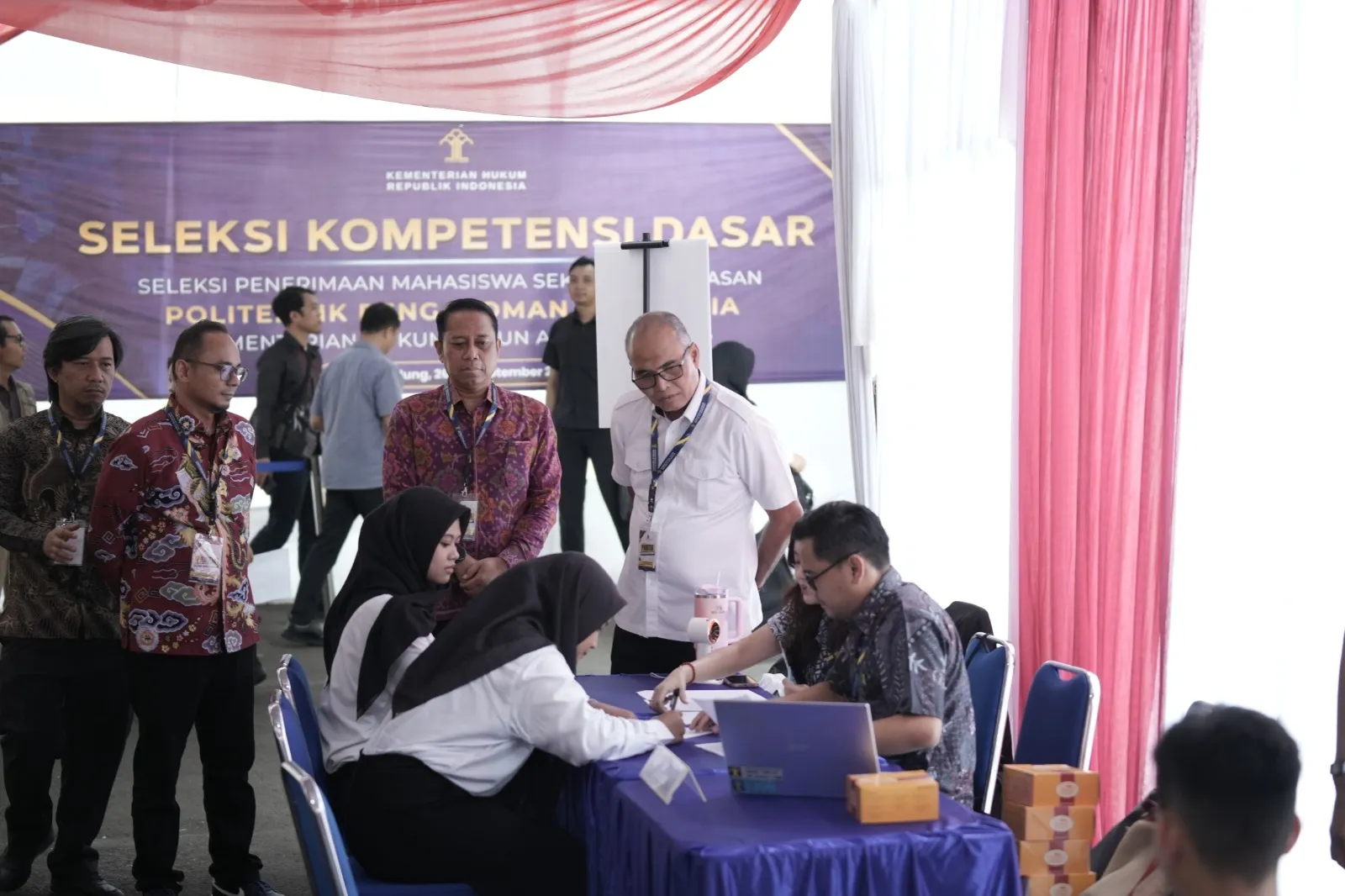 Kepala BPSDM Hukum Tinjau Pelaksanaan SKD Poltekpin Kemenkum di Bandung