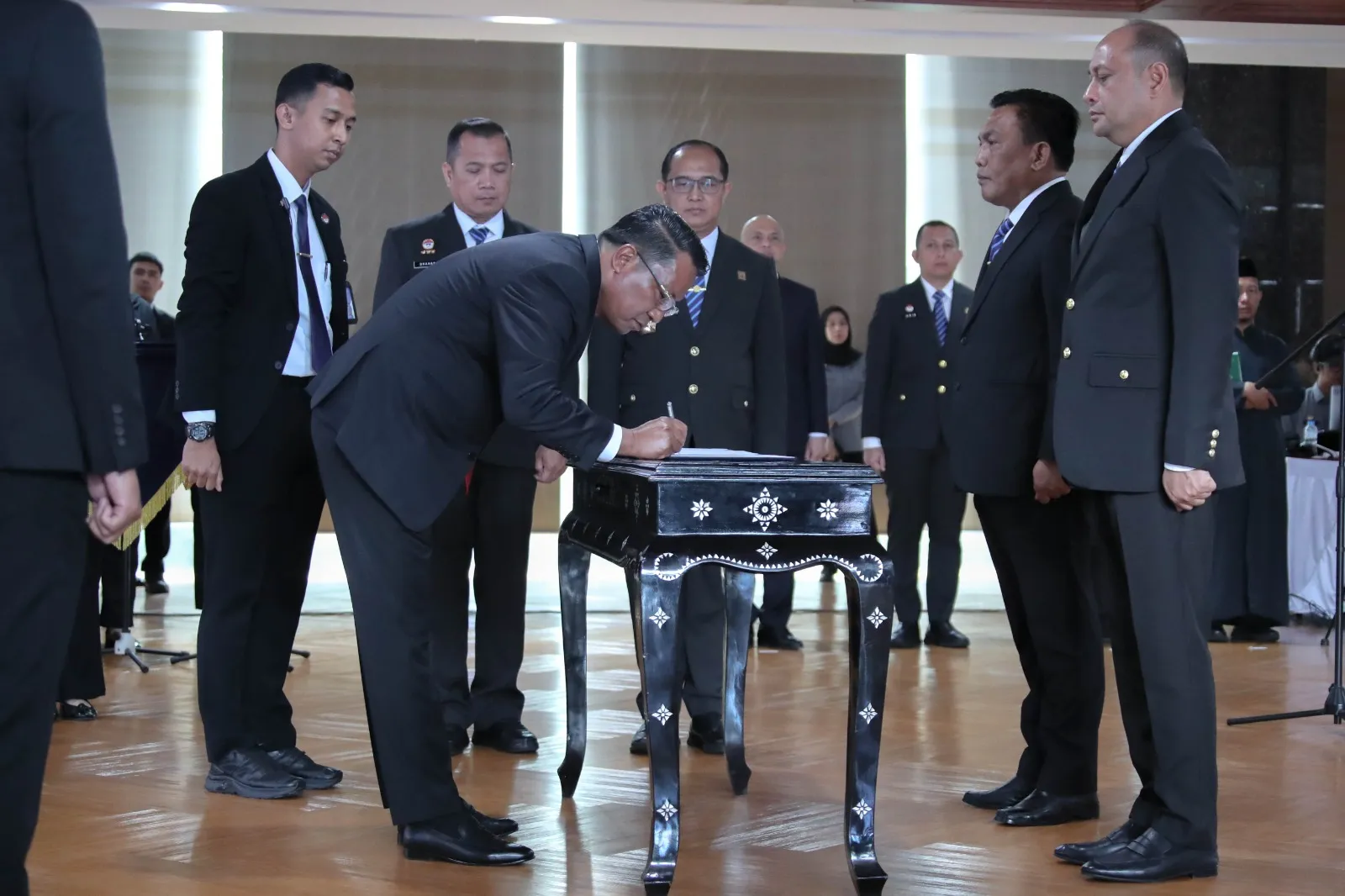 Menteri Hukum Apresiasi Kinerja Pejabat, Dorong Tata Kelola Berbasis Kinerja