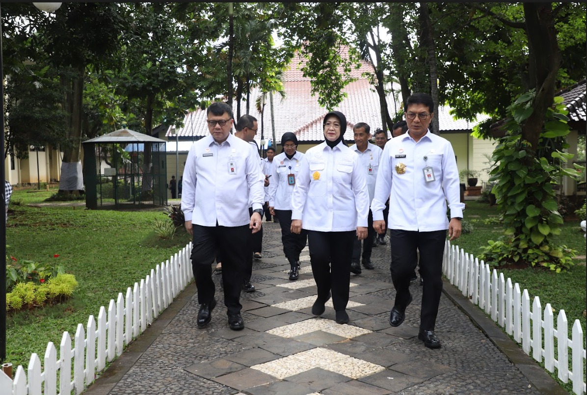 SERAH TERIMA CATAR POLTEKPIN 2025